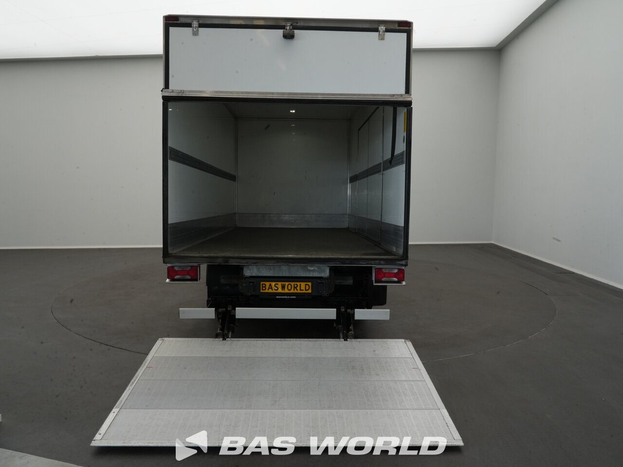 Other : Iveco Daily 72C18 Containere pentru