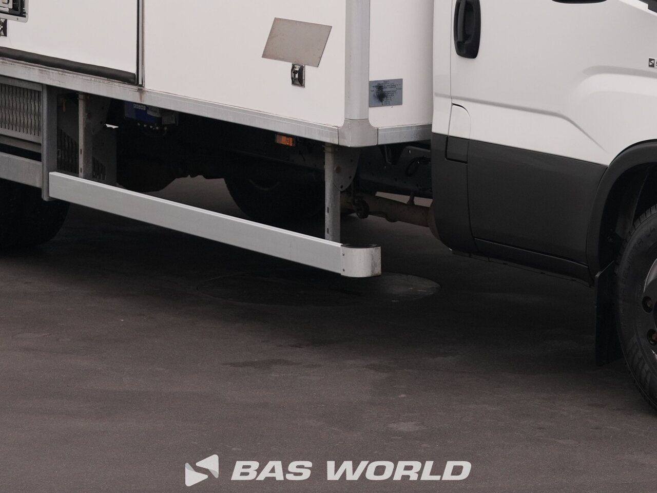 Other : Iveco Daily 72C18 Containere pentru