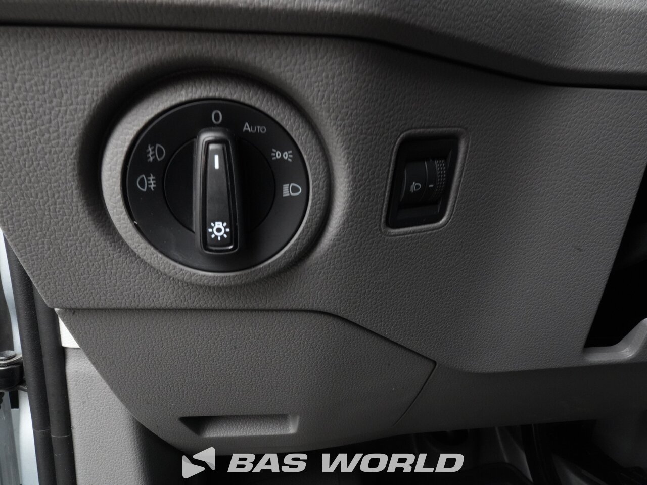 Other : Volkswagen Crafter 140pk Duba închisă