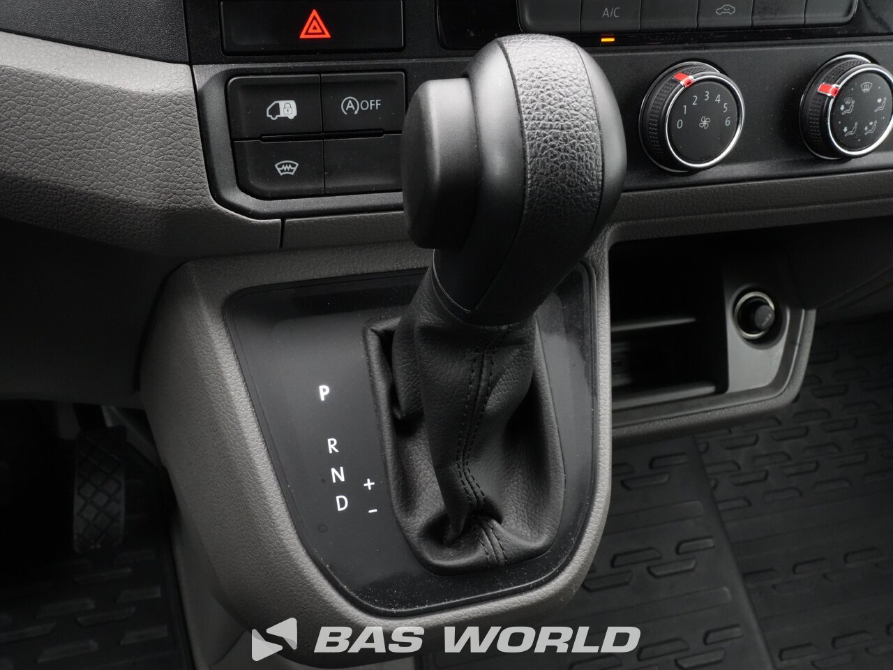 Other : Volkswagen Crafter 140pk Duba închisă