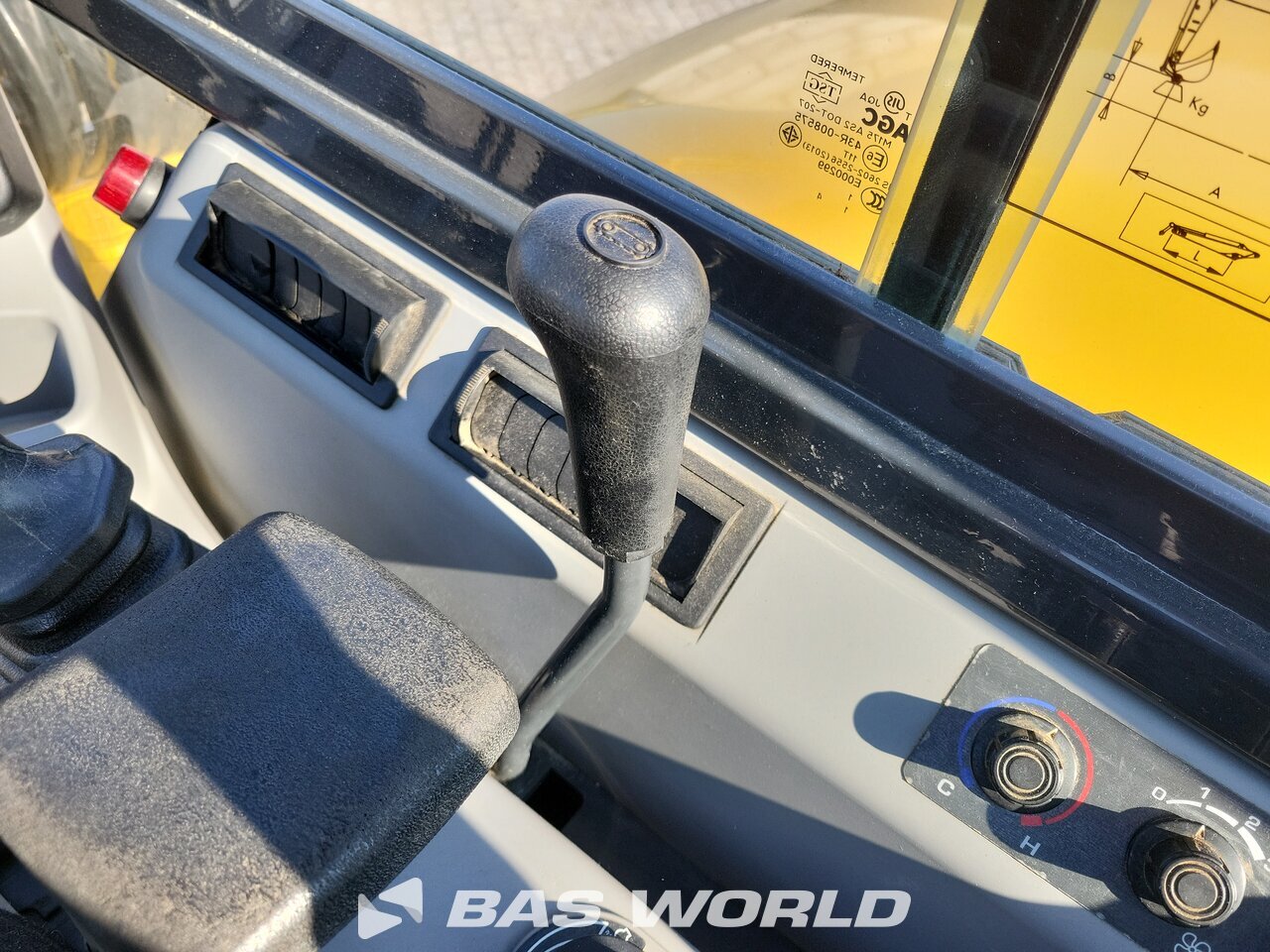 Other : Komatsu PC80 MR-5E0 Mini bager <10t