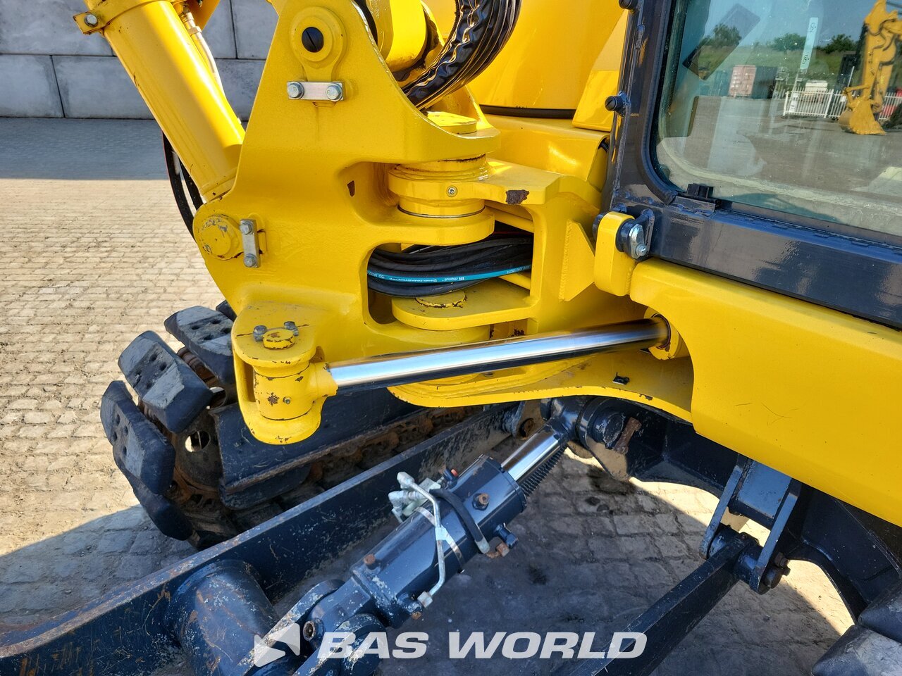 Other : Komatsu PC80 MR-5E0 Mini bager <10t