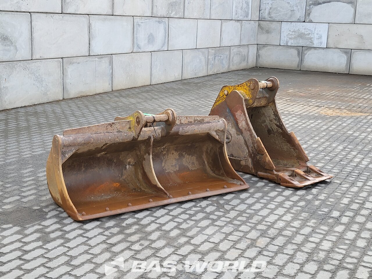 Other : JCB 140X L SV Rupsgraafmachine