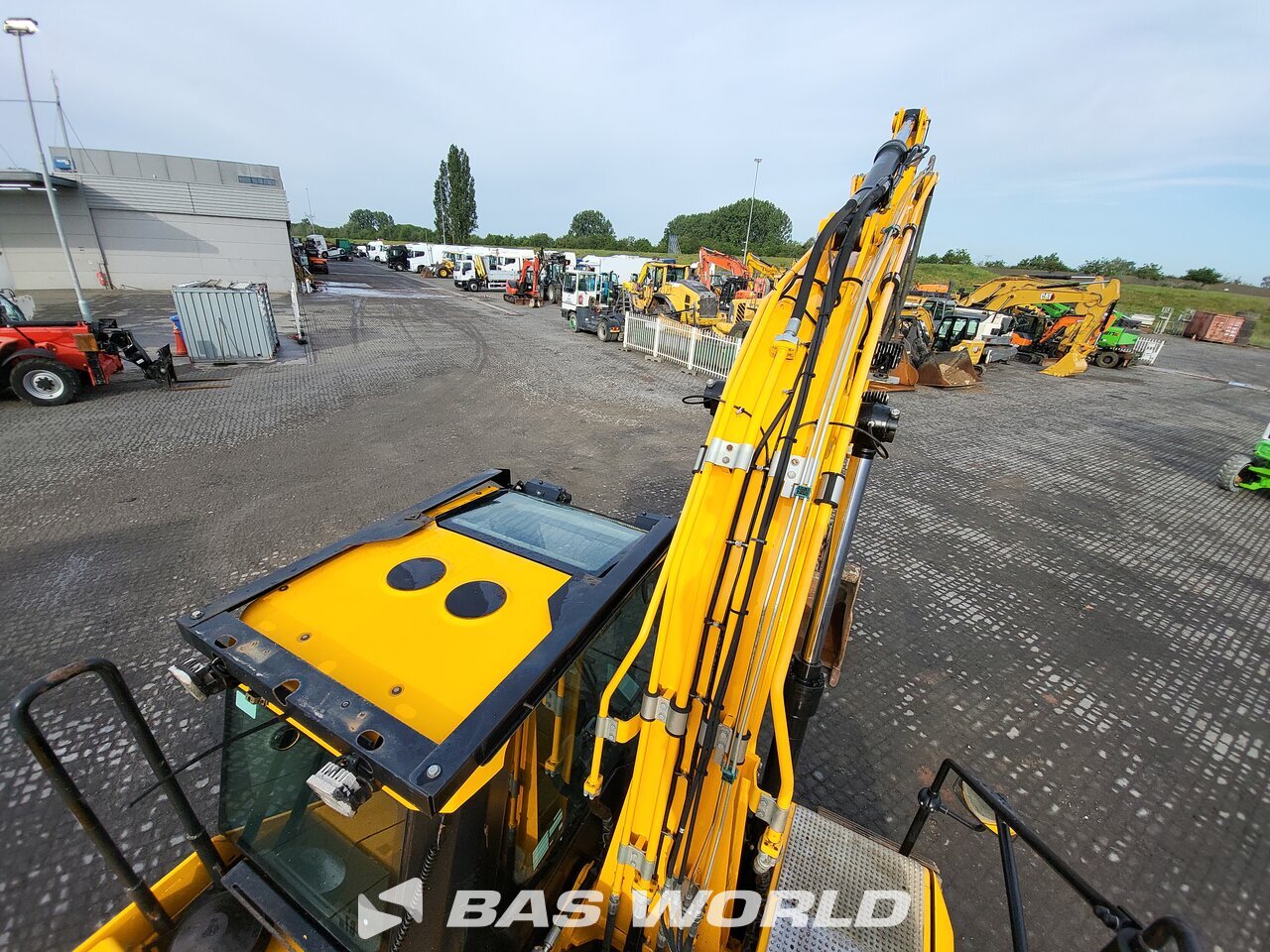 Other : JCB 140X L SV Rupsgraafmachine