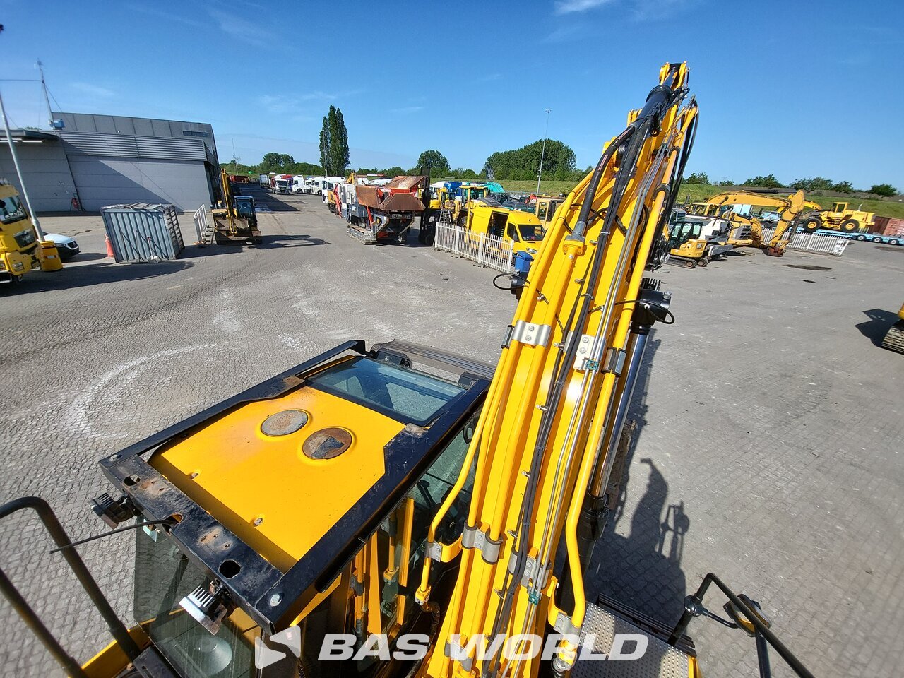 Other : JCB 140X L SV Rupsgraafmachine