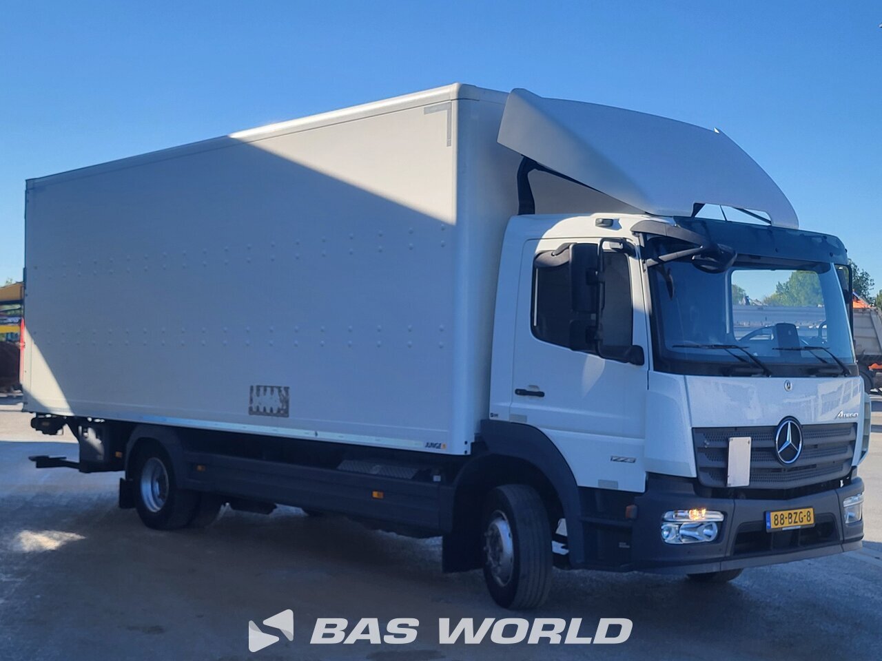 Other : Mercedes Atego 1223 Carrosseries fourgons