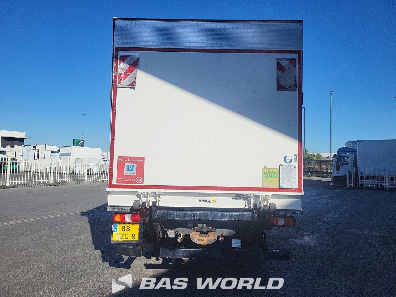 Other : Mercedes Atego 1223 Carrosseries fourgons