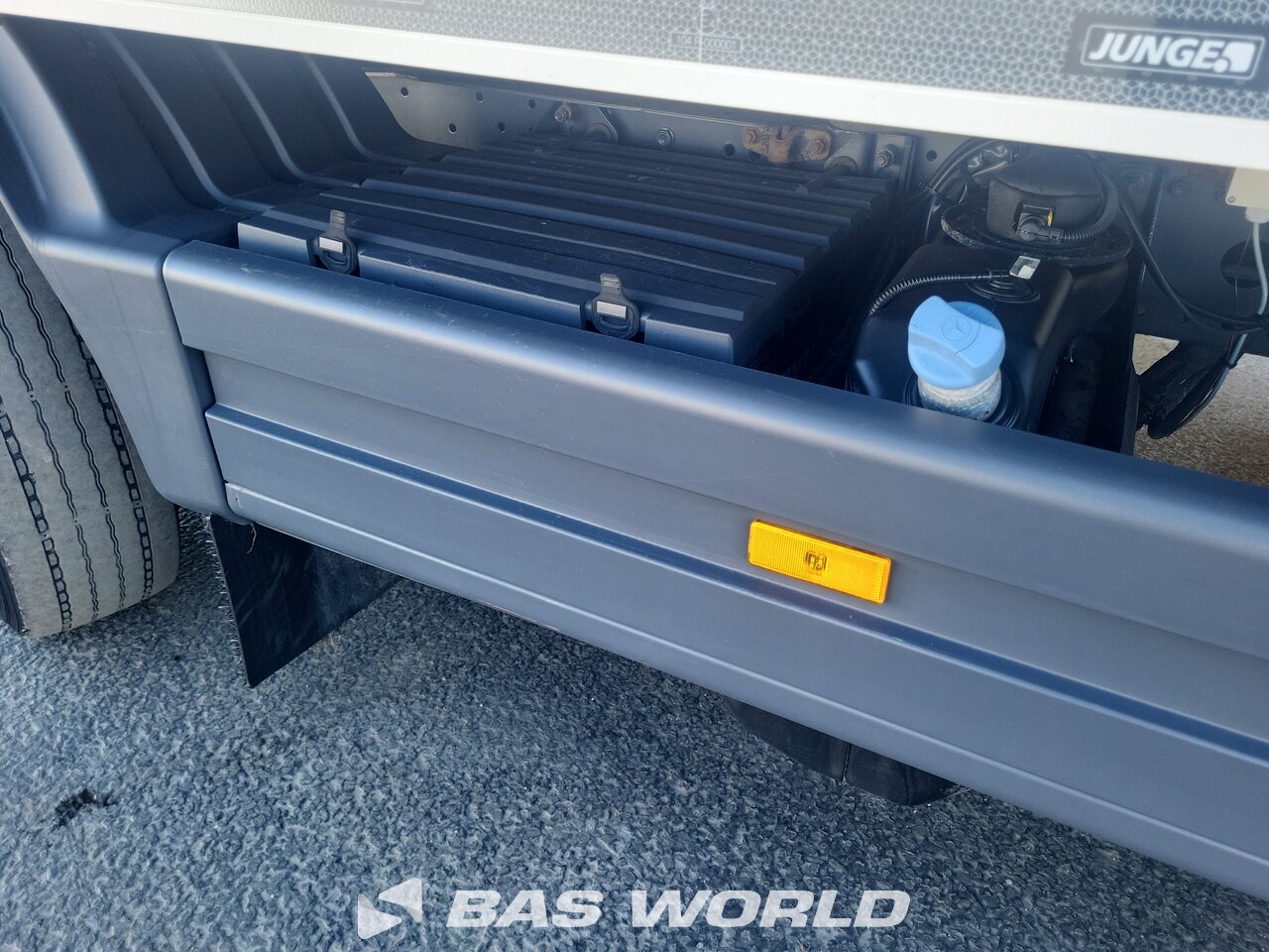 Other : Mercedes Atego 1223 Carrosseries fourgons