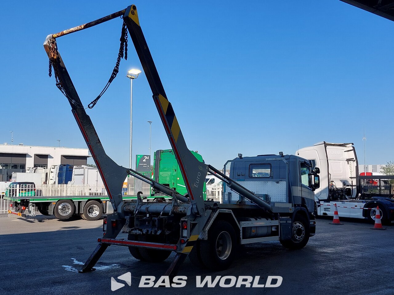 Other : Scania P280 Camión volquete