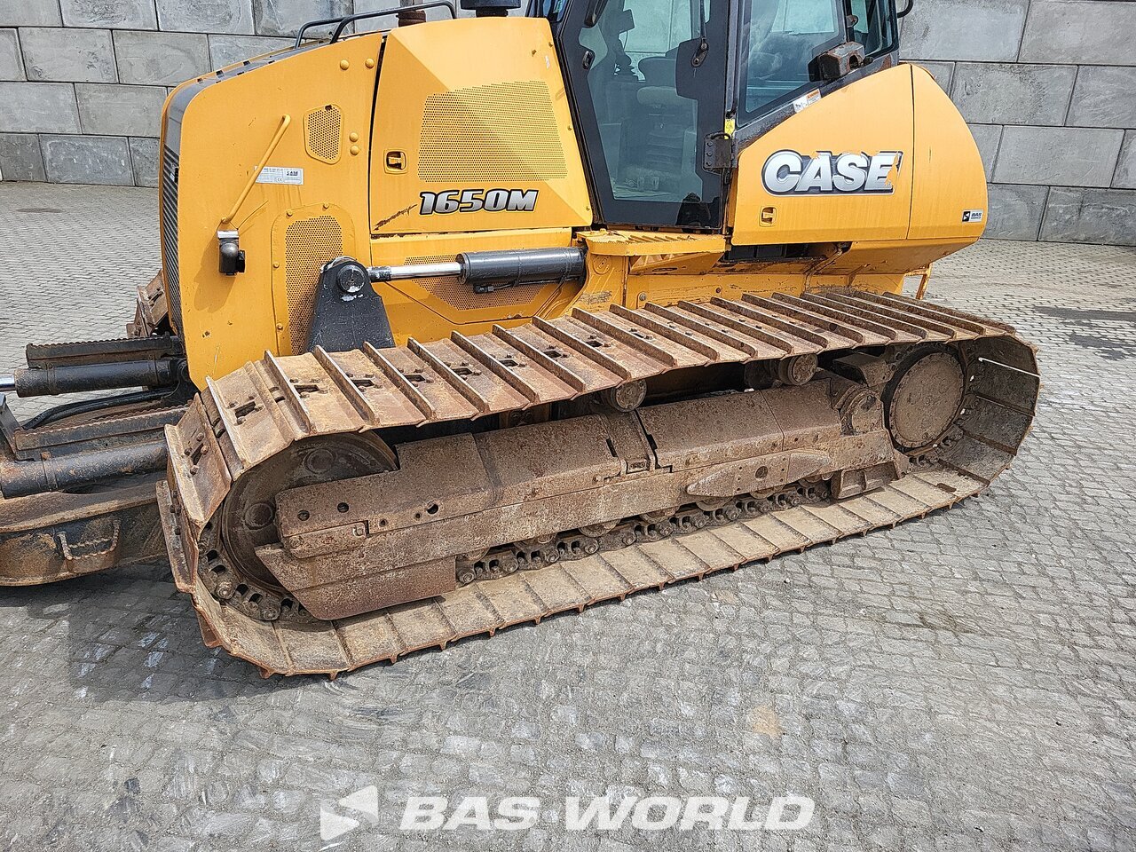 Other : Case 1650 M جرافة زاحفة