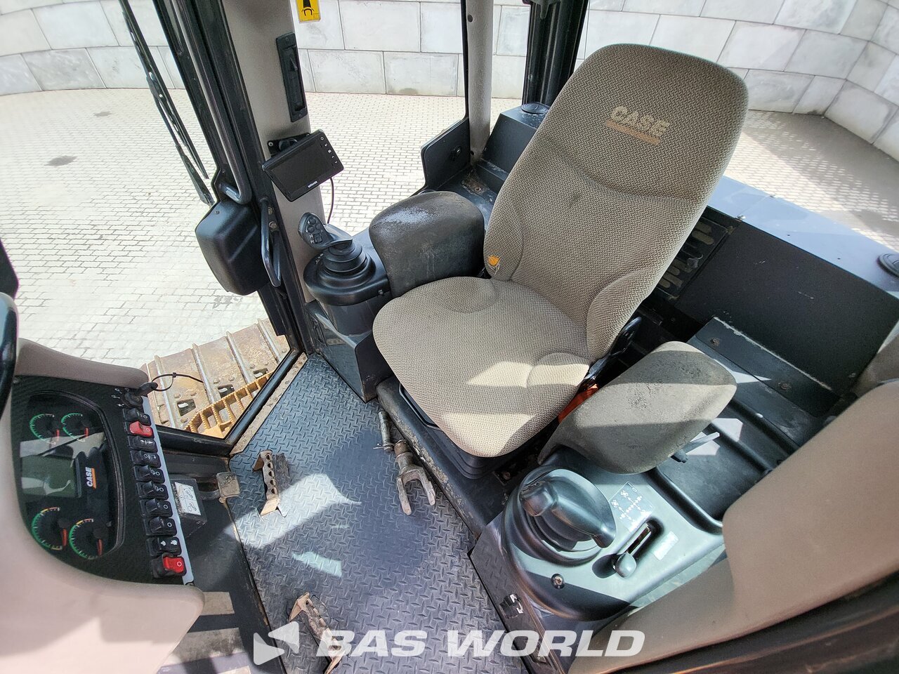 Other : Case 1650 M جرافة زاحفة