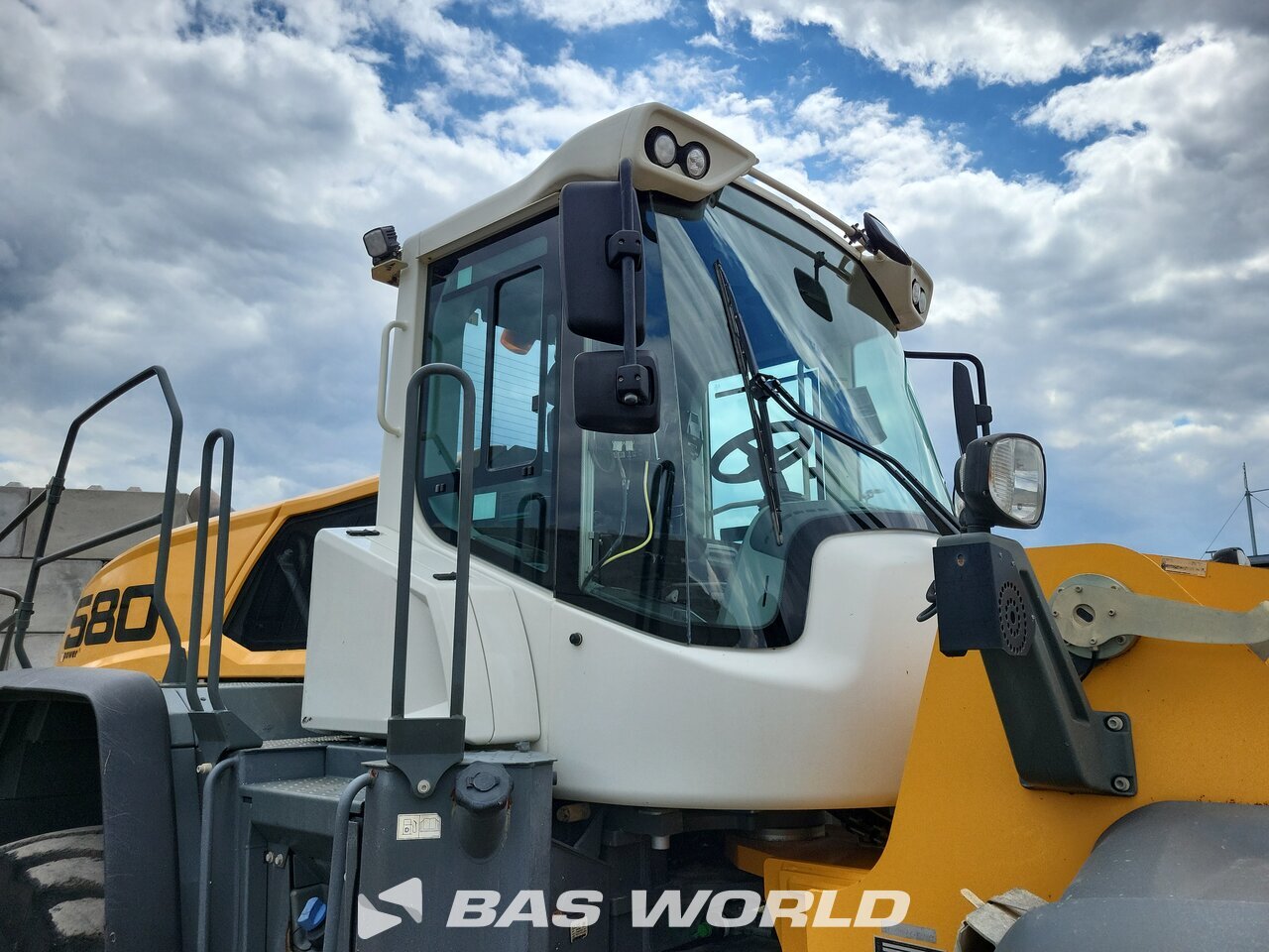 Other : Liebherr L580 Carregadoras de rodas