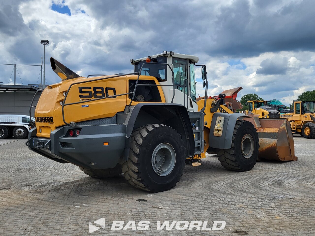 Other : Liebherr L580 Carregadoras de rodas