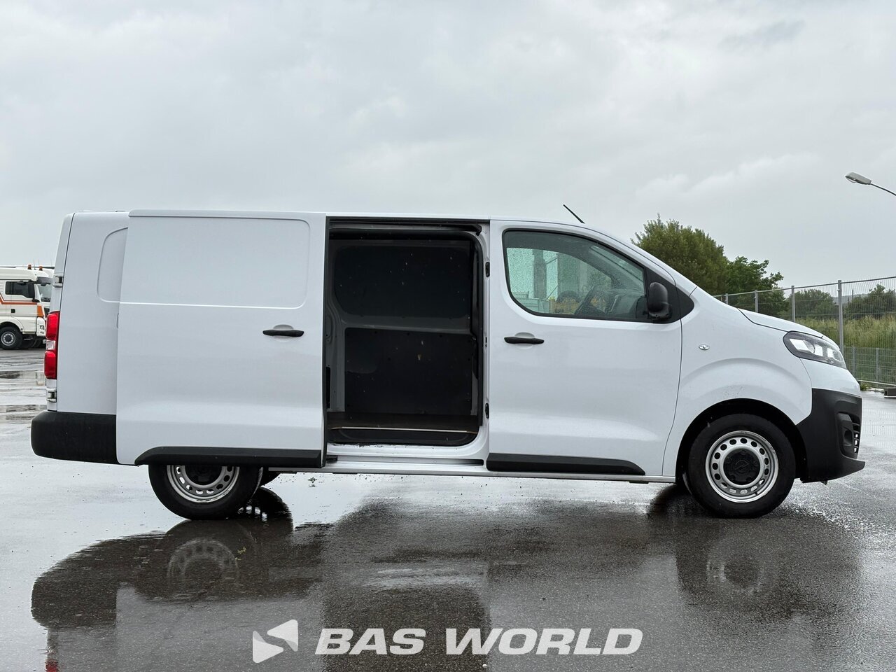 Other : Opel Vivaro 145PK Kastenwagen