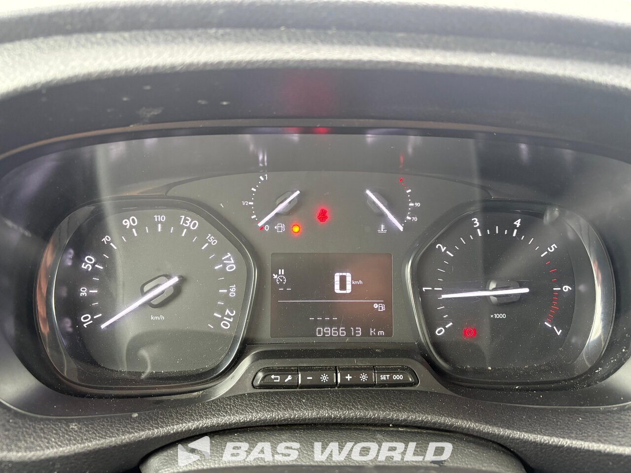 Other : Opel Vivaro 145PK Kastenwagen