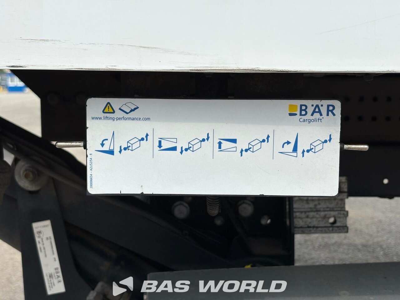 Other : Iveco Daily 35S16 Umpikorit rungot
