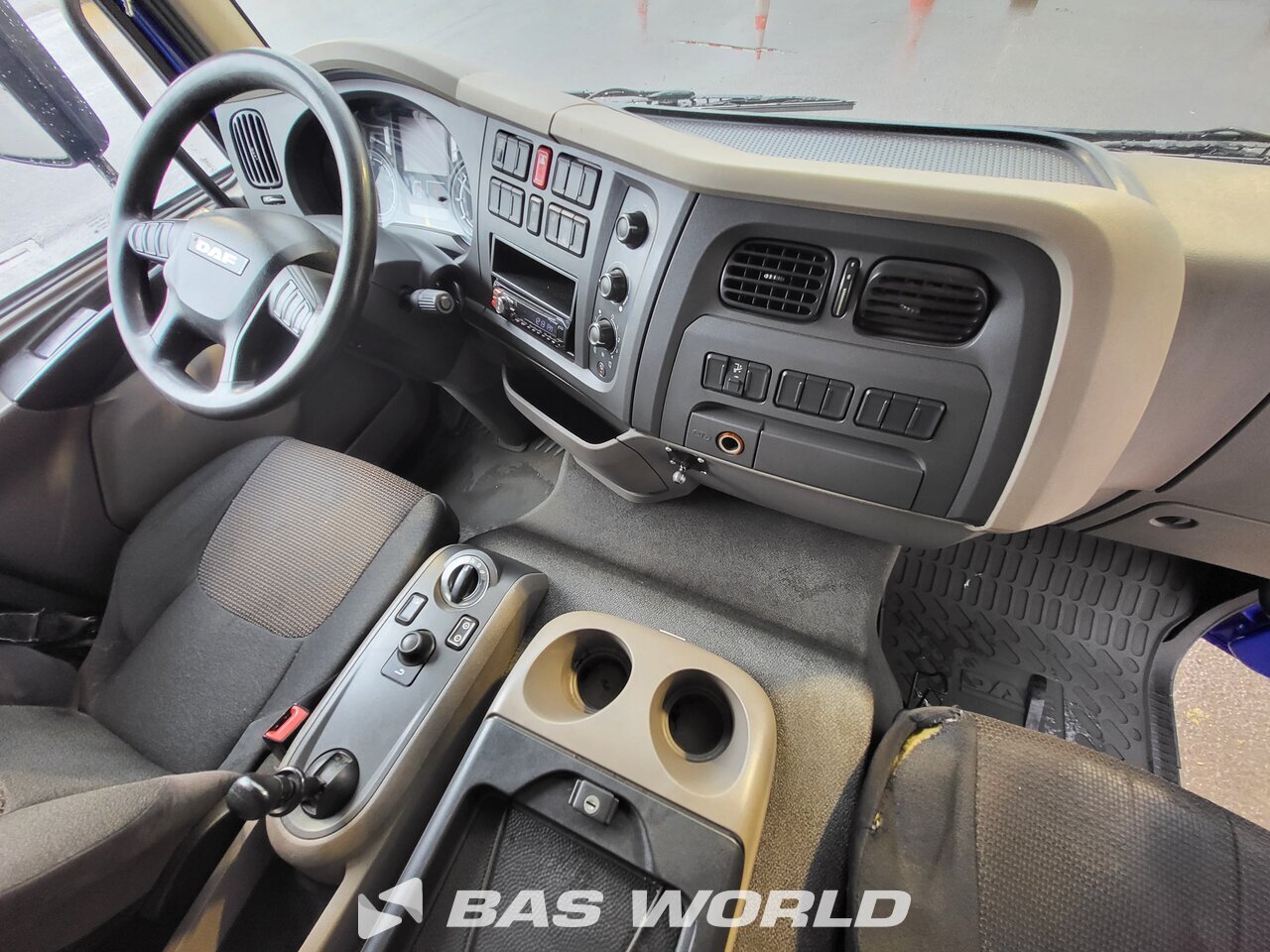 Other : DAF LF 210 Curtainside Truck