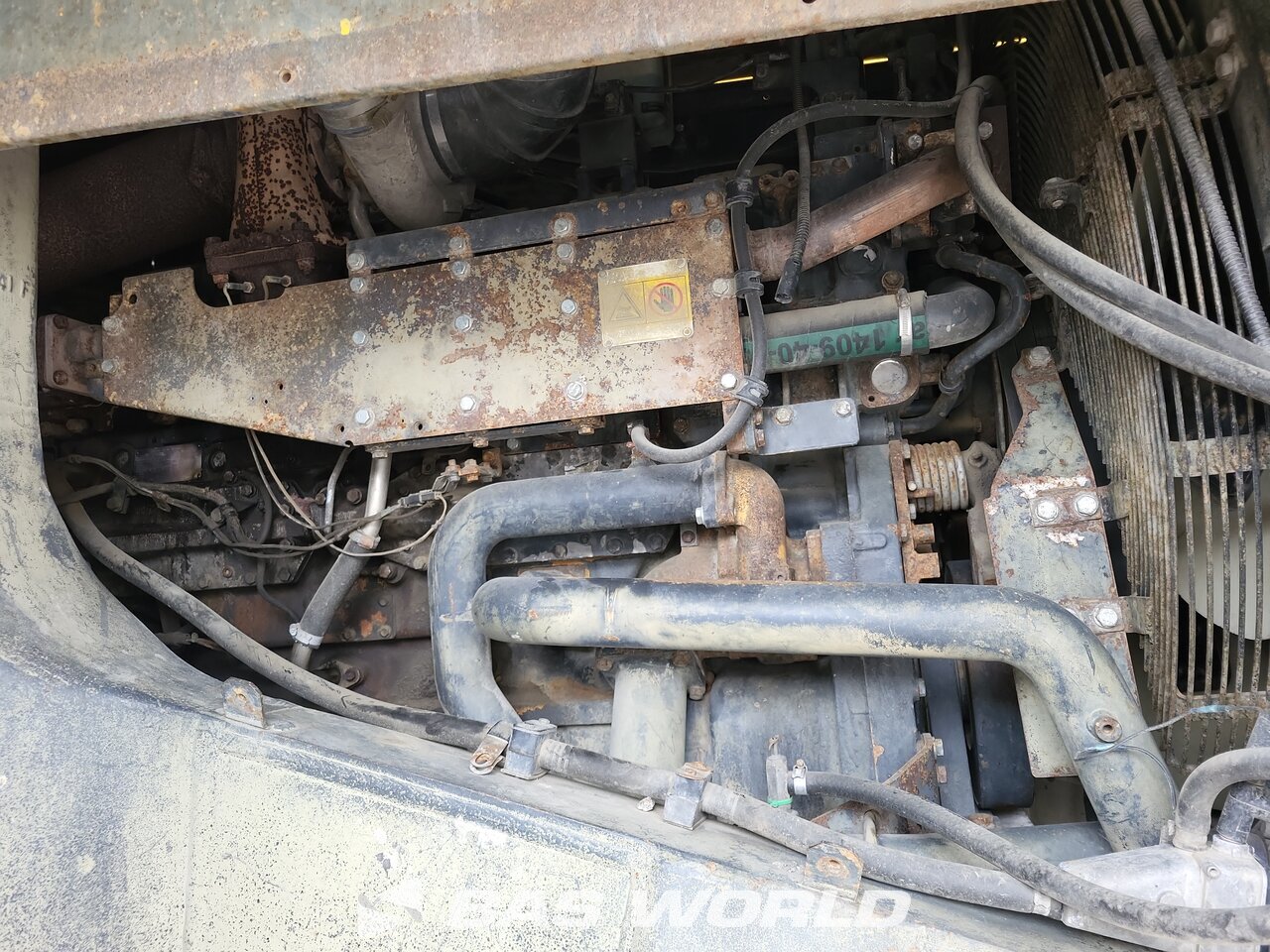 Other : Komatsu HD605 -7E0 Tombereau rigide