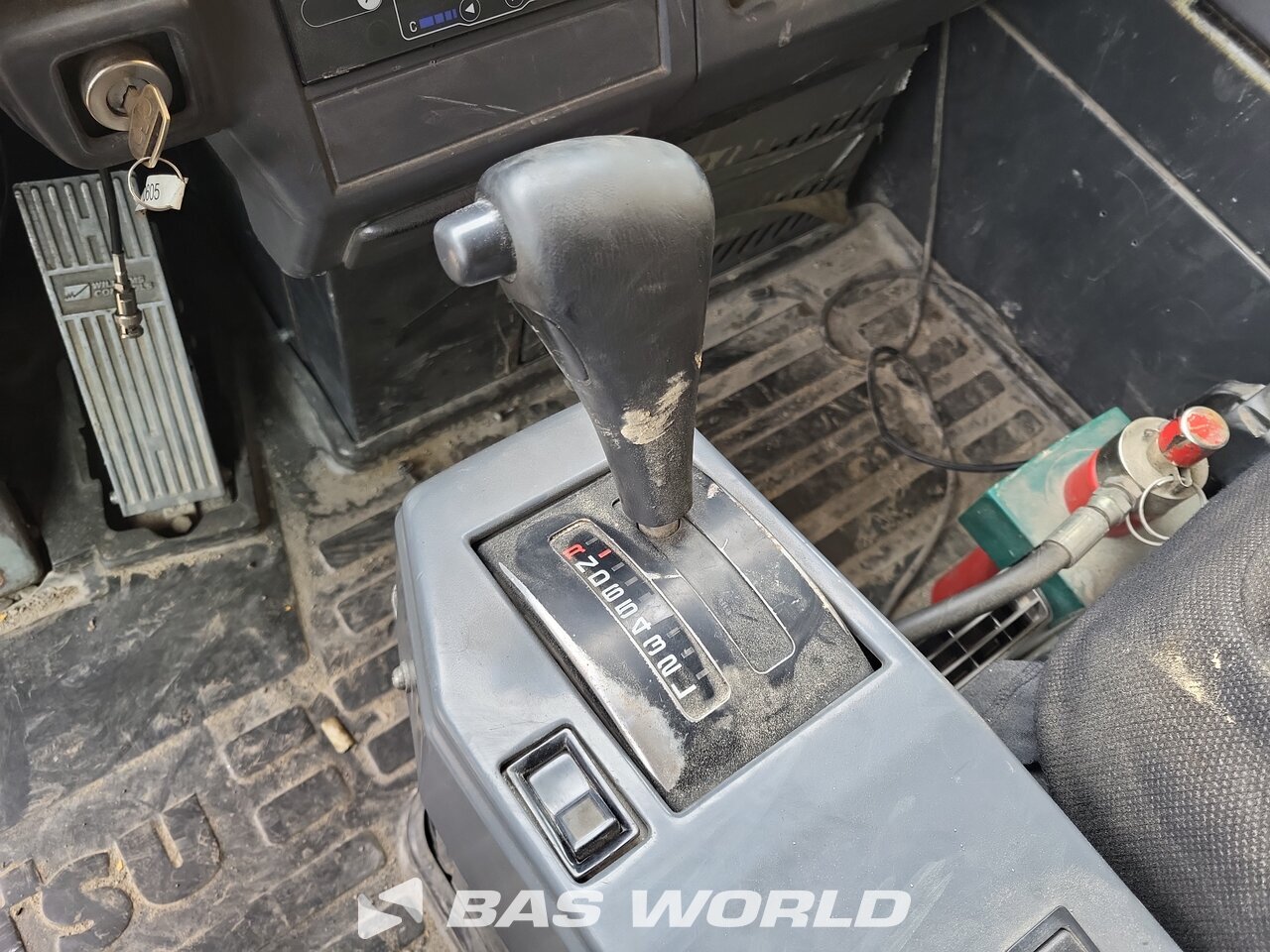 Other : Komatsu HD605 -7E0 Tombereau rigide
