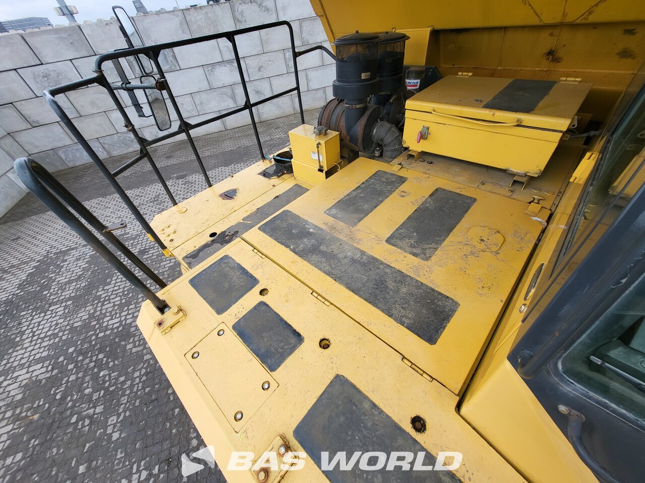 Other : Komatsu HD605 -7E0 Tombereau rigide