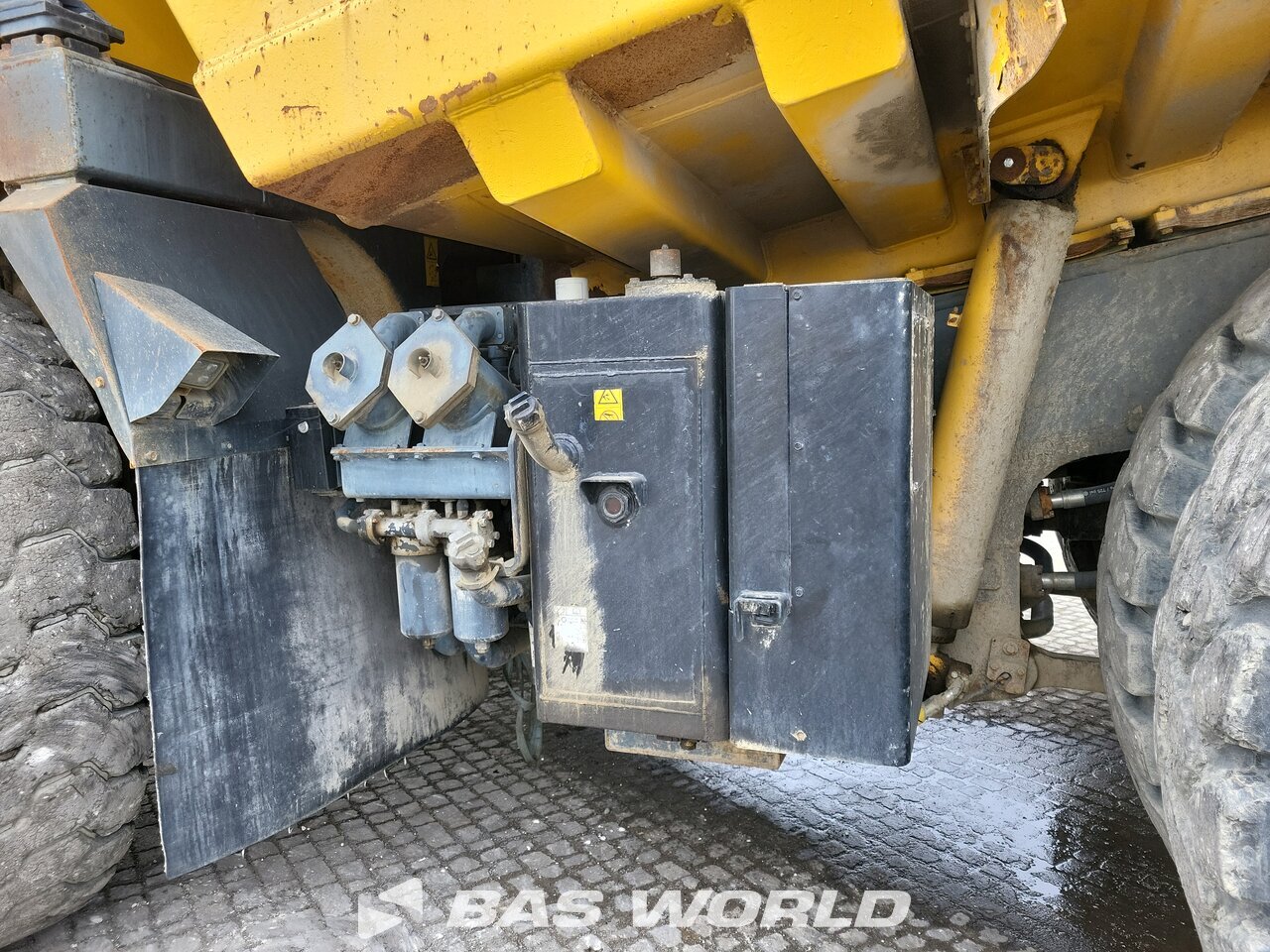 Other : Komatsu HD605 -7E0 Kruti damper