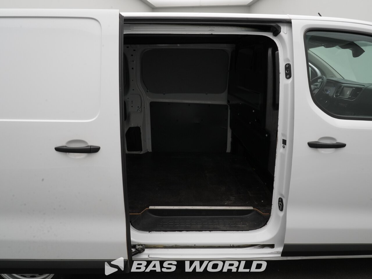 Other : Opel Vivaro 145PK Suljettu pakettiauto