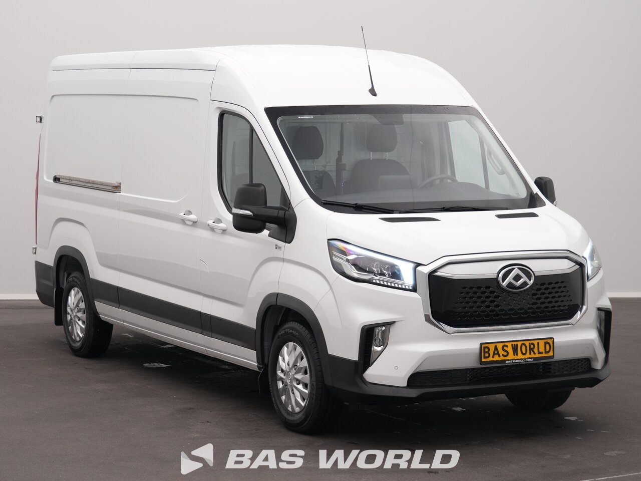 Other : Maxus eDeliver 9 Closed box van
