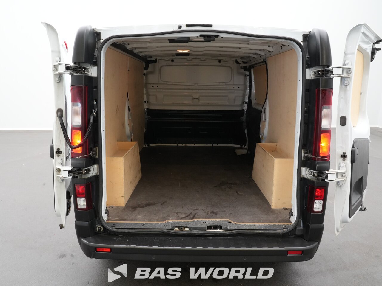 Other : Renault Trafic 130pk Suljettu pakettiauto