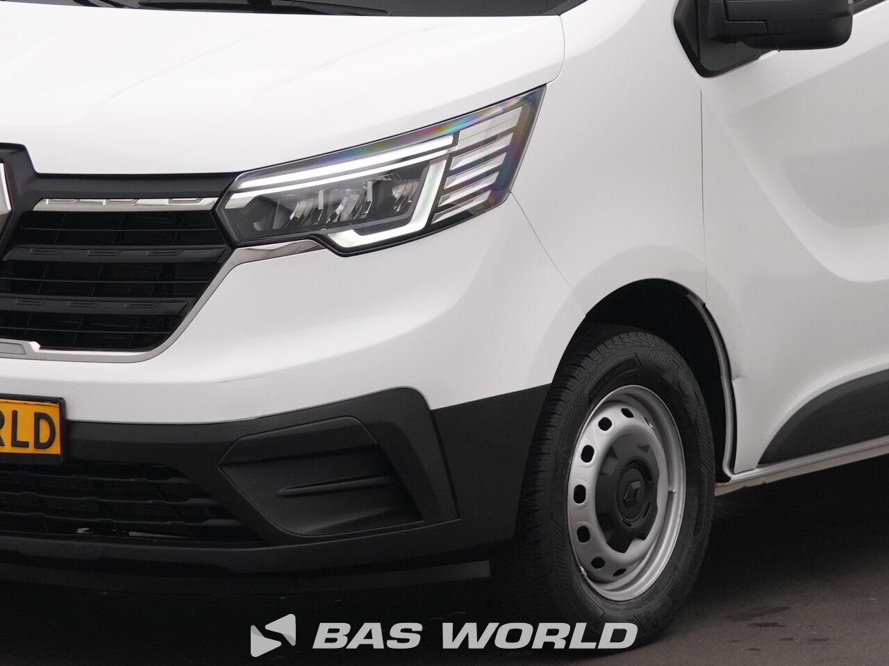 Other : Renault Trafic 130pk Suljettu pakettiauto