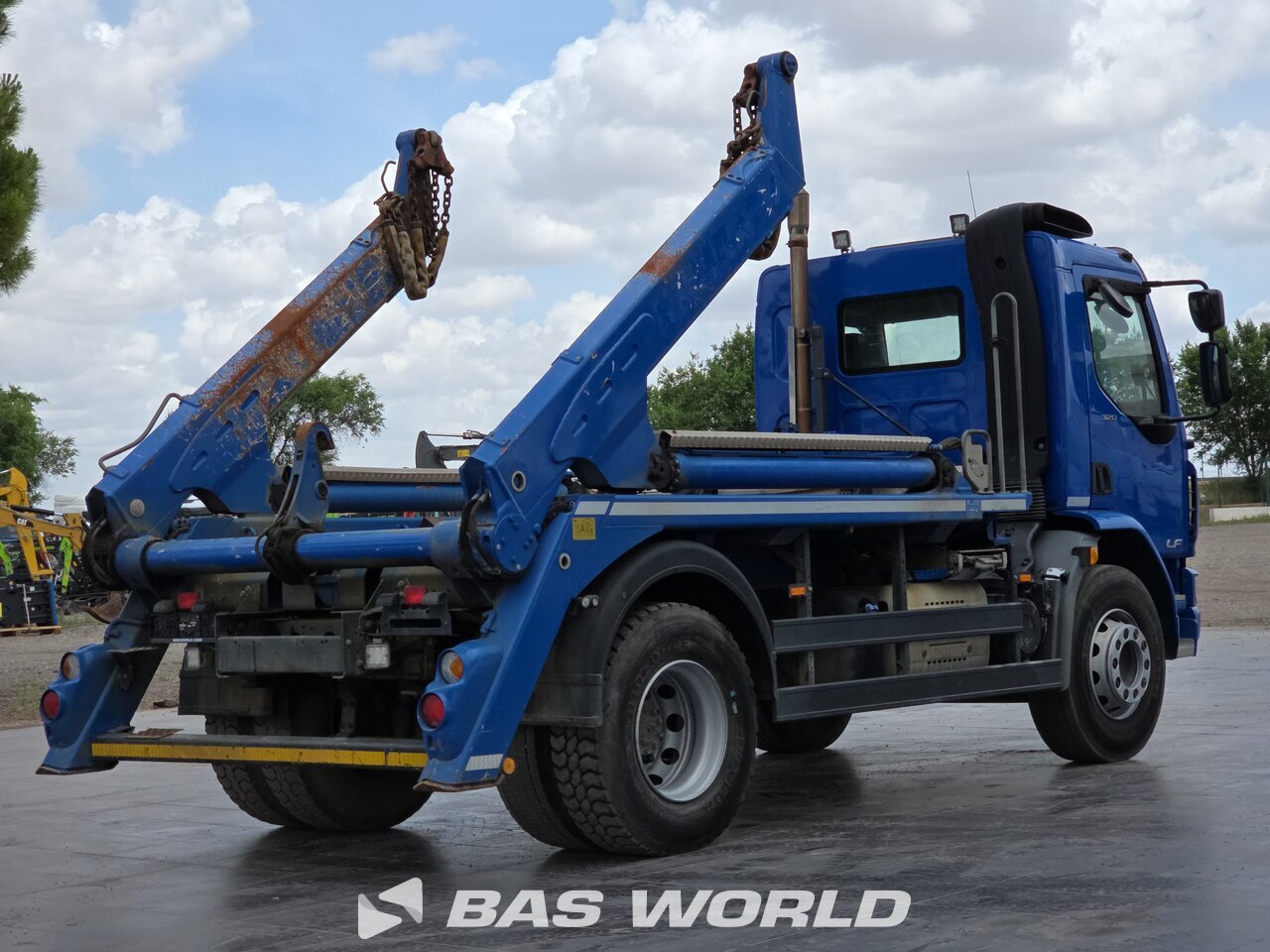Other : DAF LF 320 Camion à benne basculante