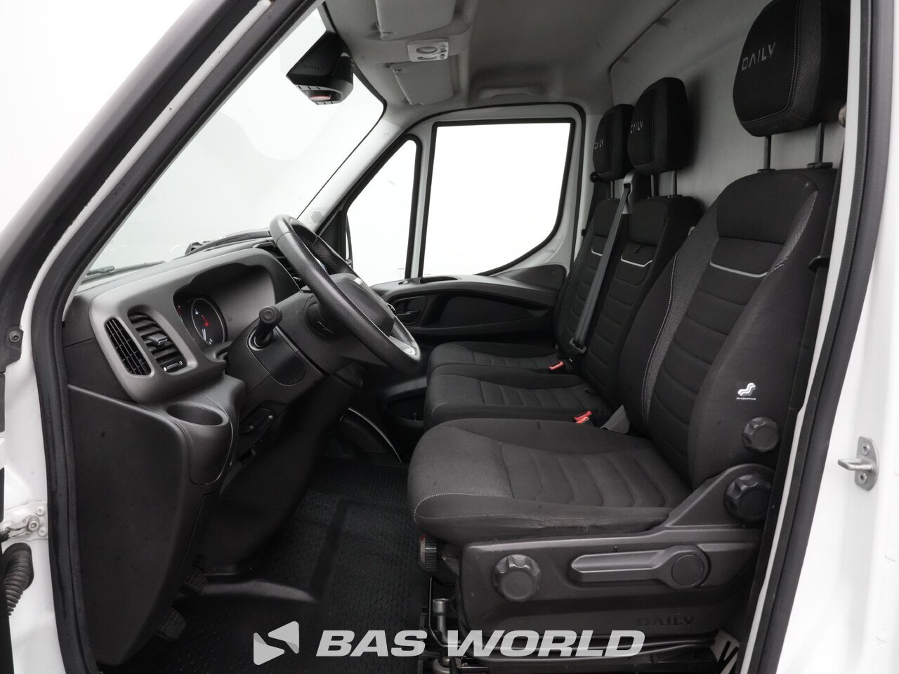 Other : Iveco Daily 35S18 Kastenwagen