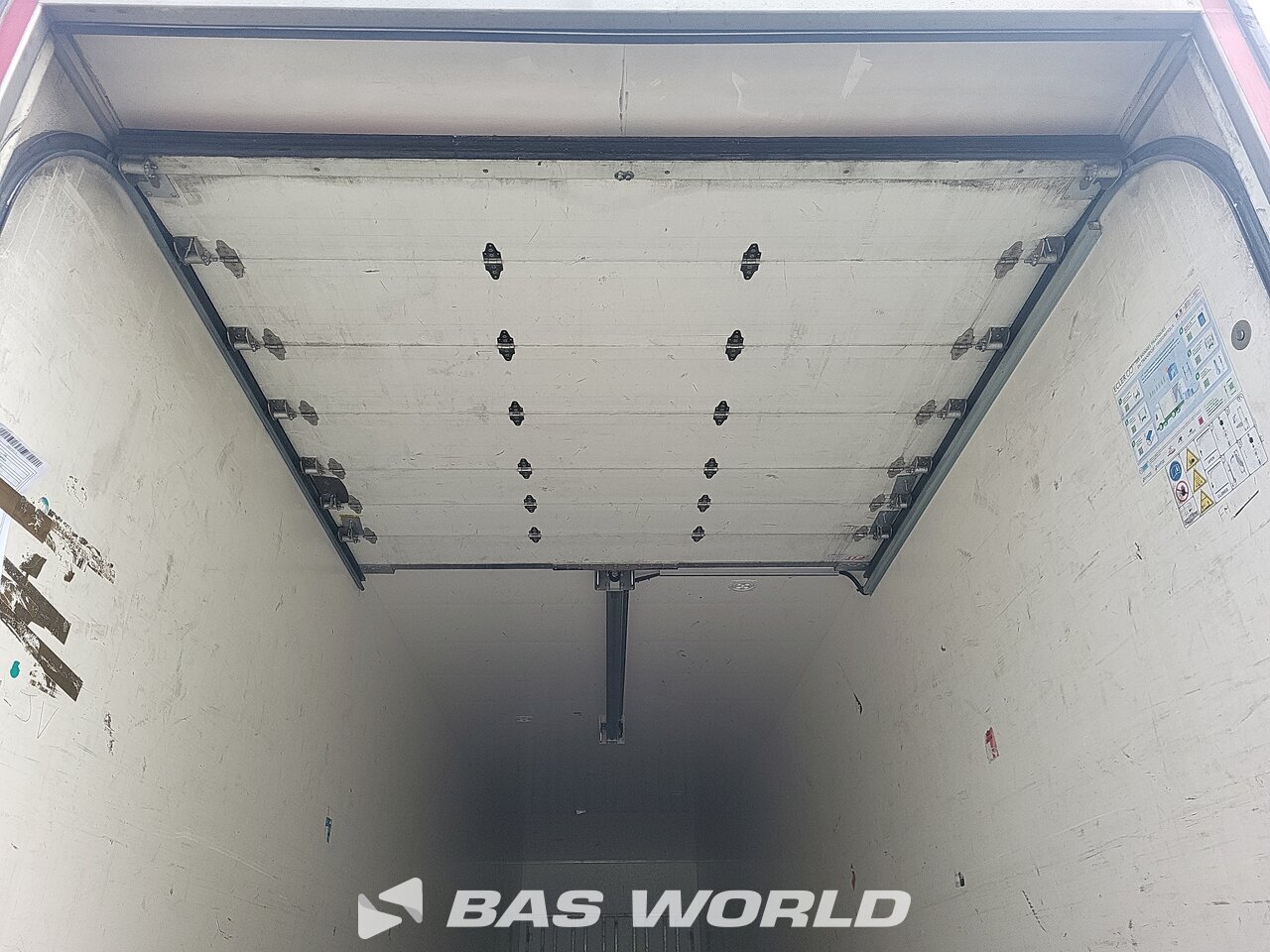 Other : Chereau Closed Box semi trailer
