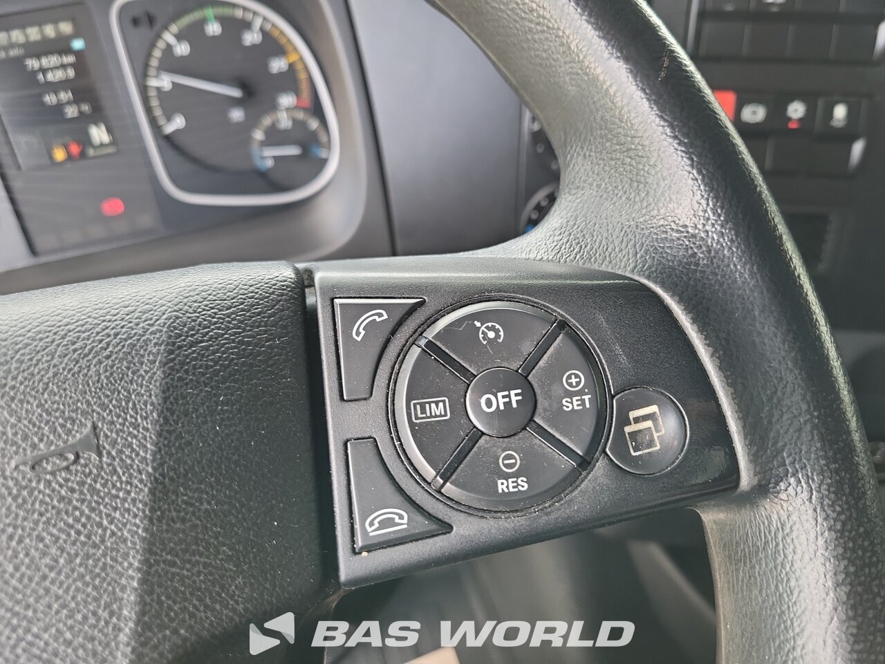Other : Mercedes Atego 1527 Carroçarias furgão