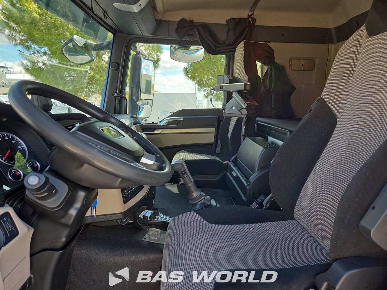 Other : MAN TGS 18.500 Skip loader