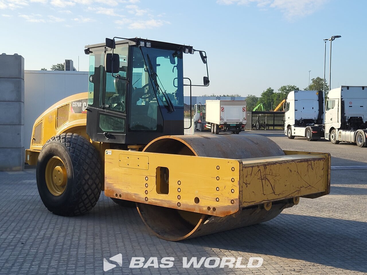 Other : Caterpillar CS76 B مداحل أحادية الأسطوانة
