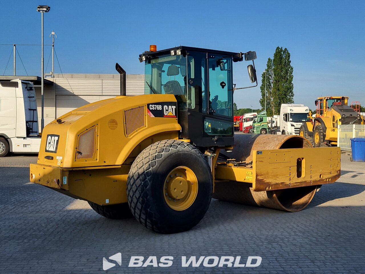 Other : Caterpillar CS76 B مداحل أحادية الأسطوانة