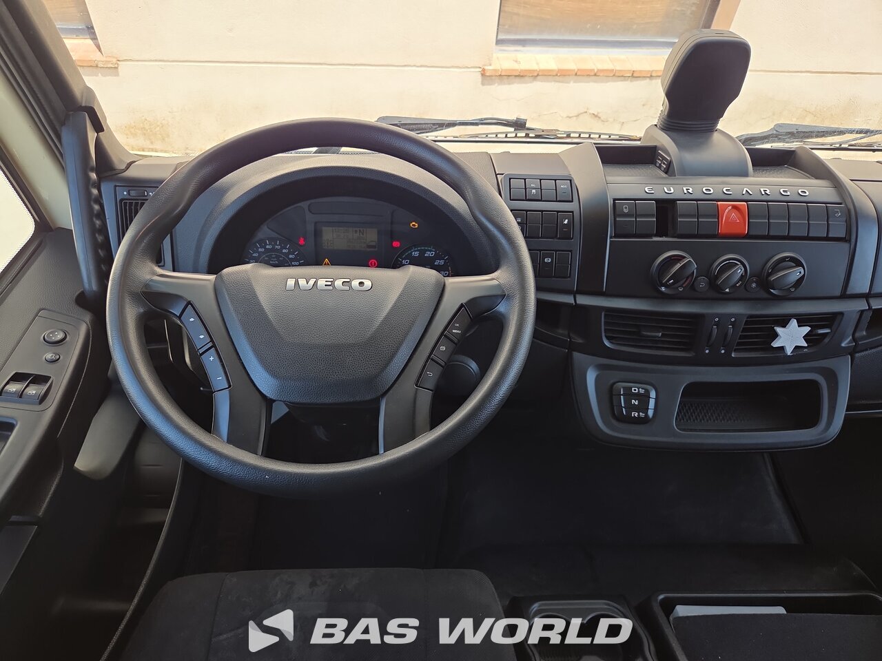 Other : Iveco Eurocargo 120E210 Box body truck