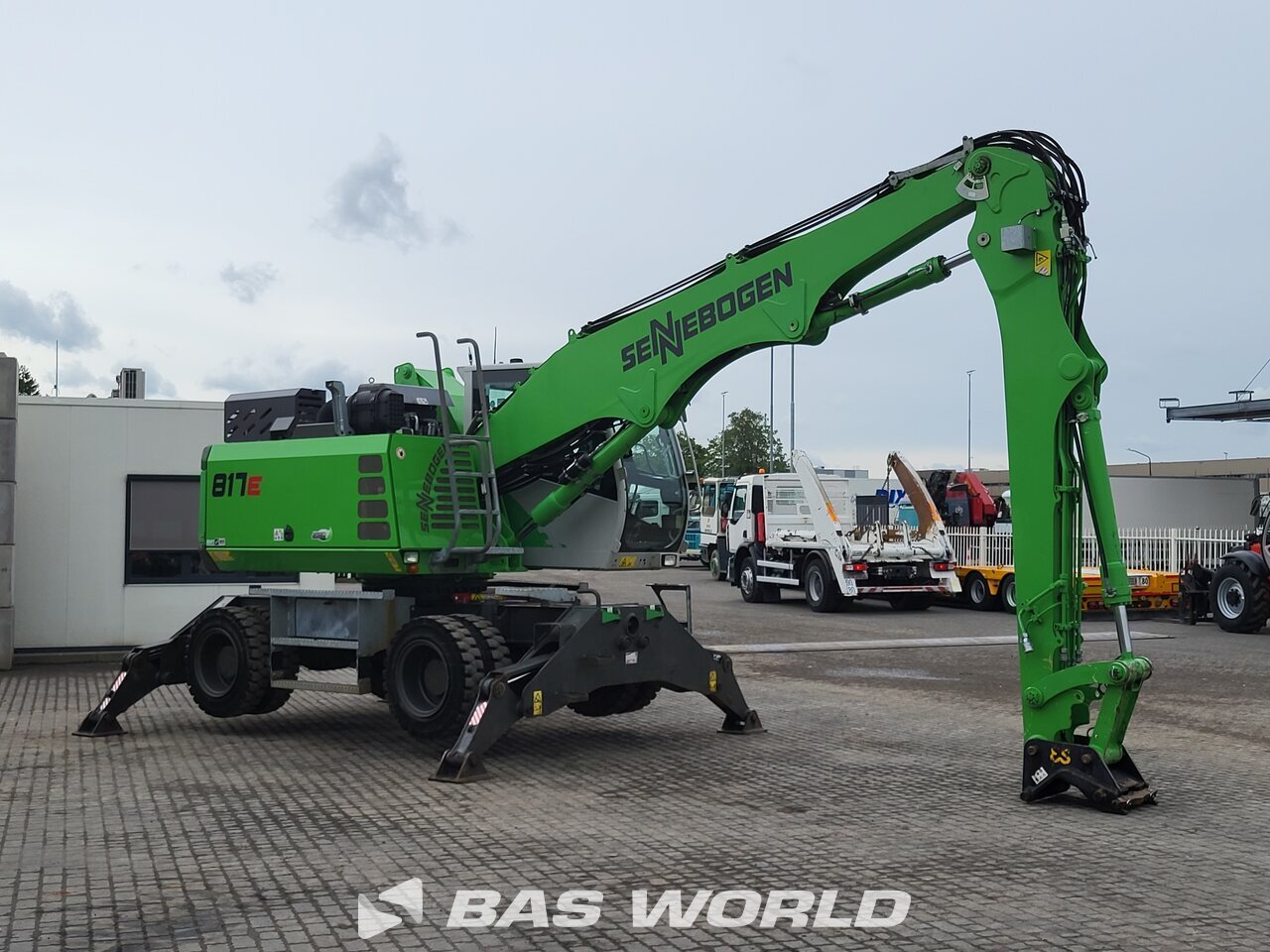 Other : Sennebogen 817 E Отговорник за отпадъците