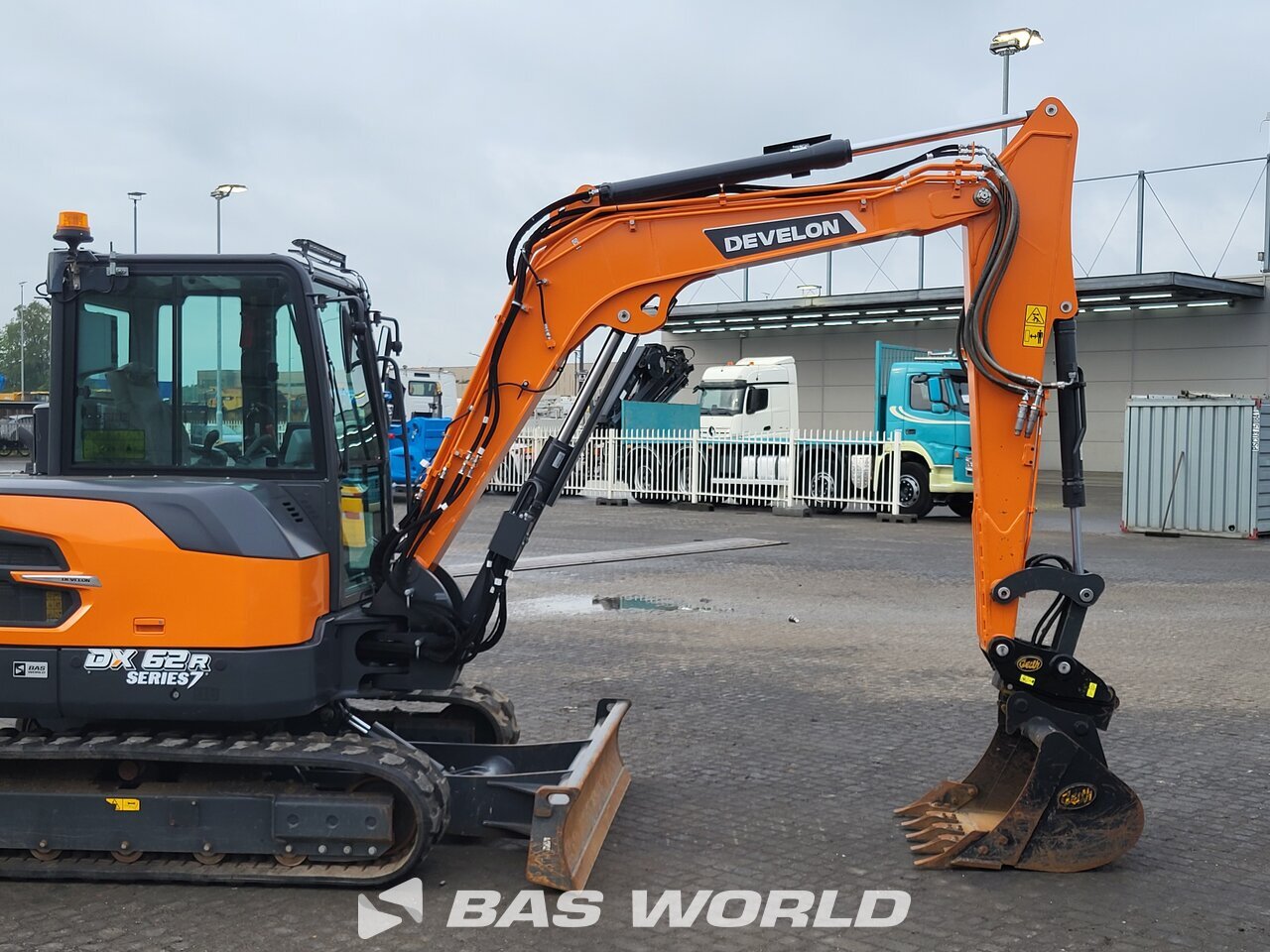 Other : Develon DX62 R-7 Mini bager <10t