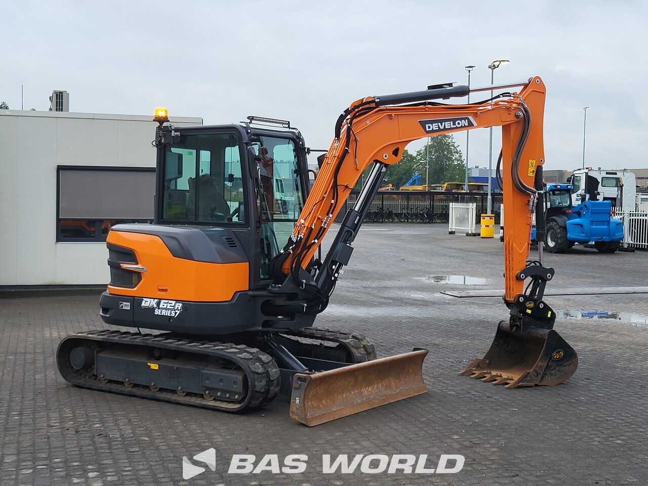 Other : Develon DX62 R-7 Mini bager <10t