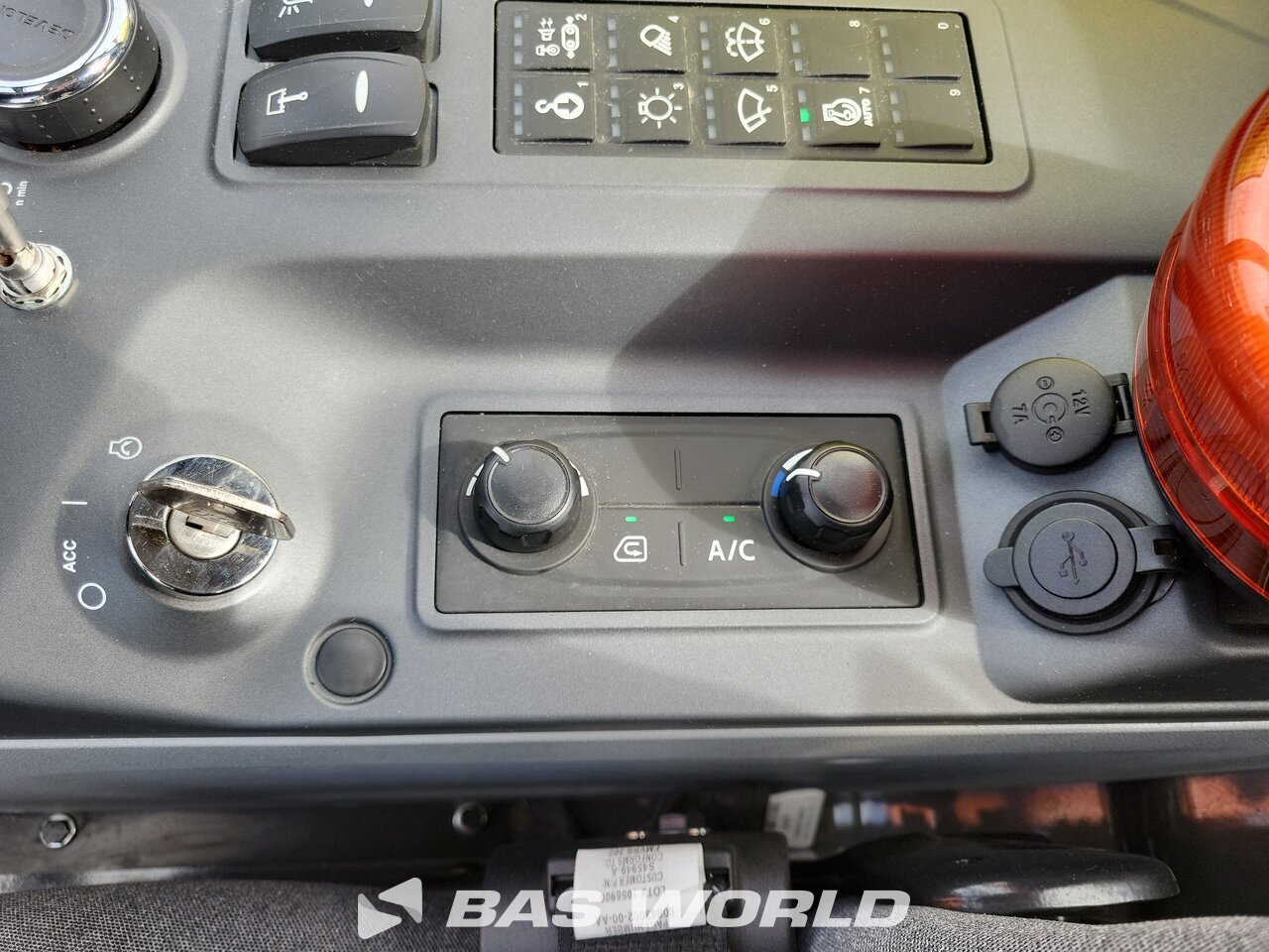 Other : Develon DX55 R-7 Mini bager <10t