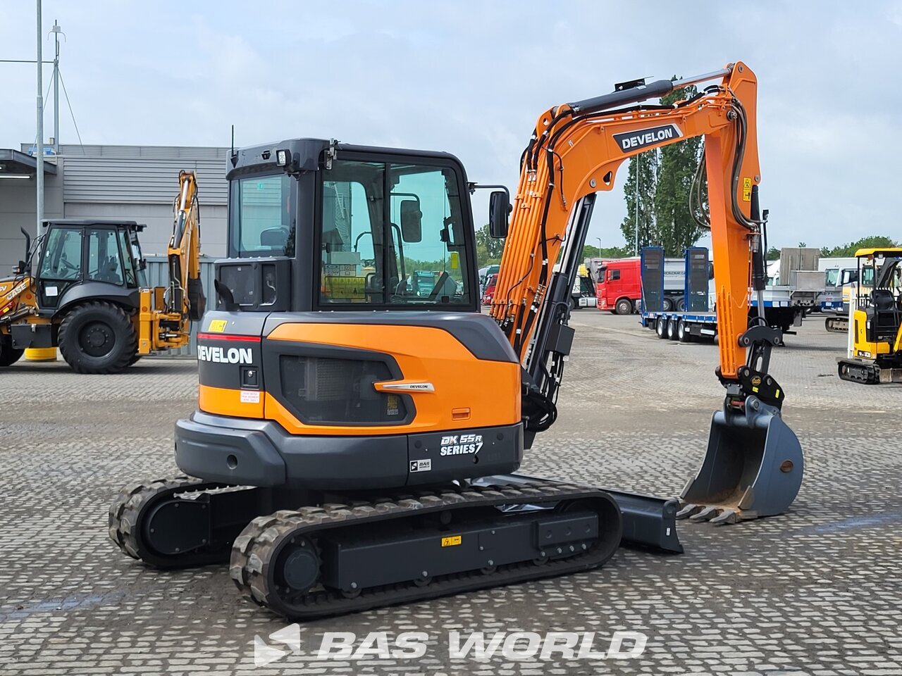 Other : Develon DX55 R-7 Mini bager <10t
