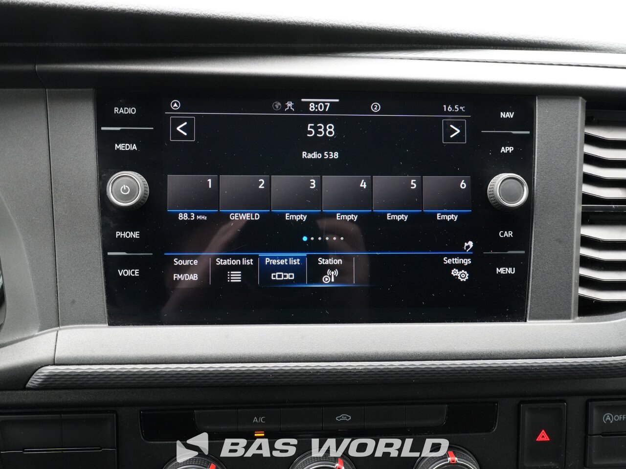 Other : Volkswagen Transporter 110pk Gesloten bestelwagen