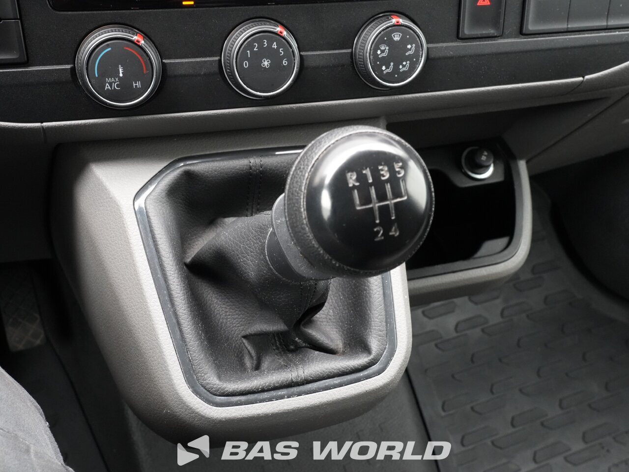 Other : Volkswagen Transporter 110pk Gesloten bestelwagen