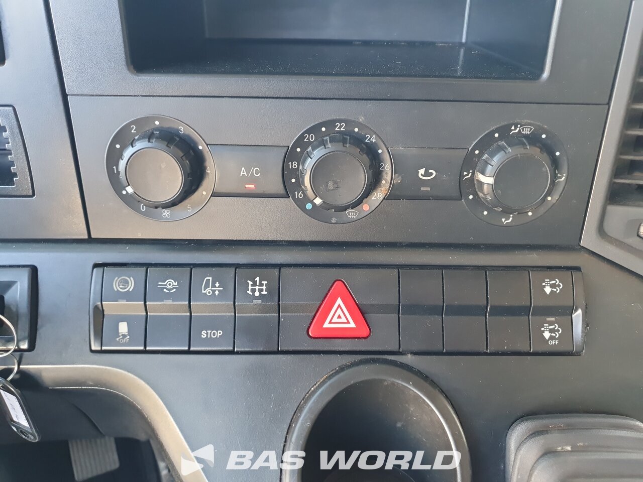 Other : Mercedes Arocs 2840 Камиони с кран с кука