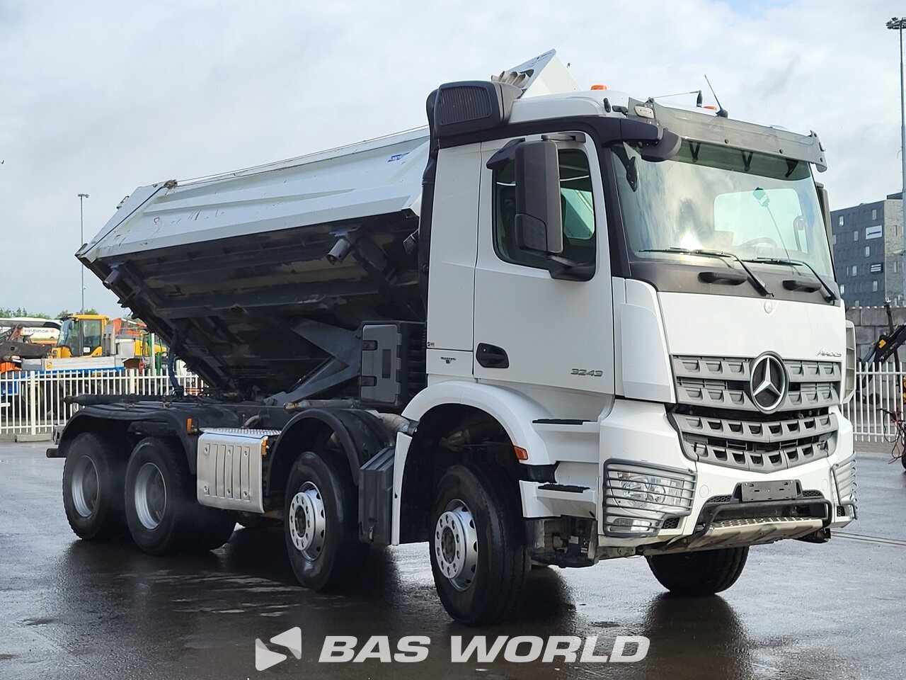 Other : Mercedes Arocs 3243 Kipper Lkw