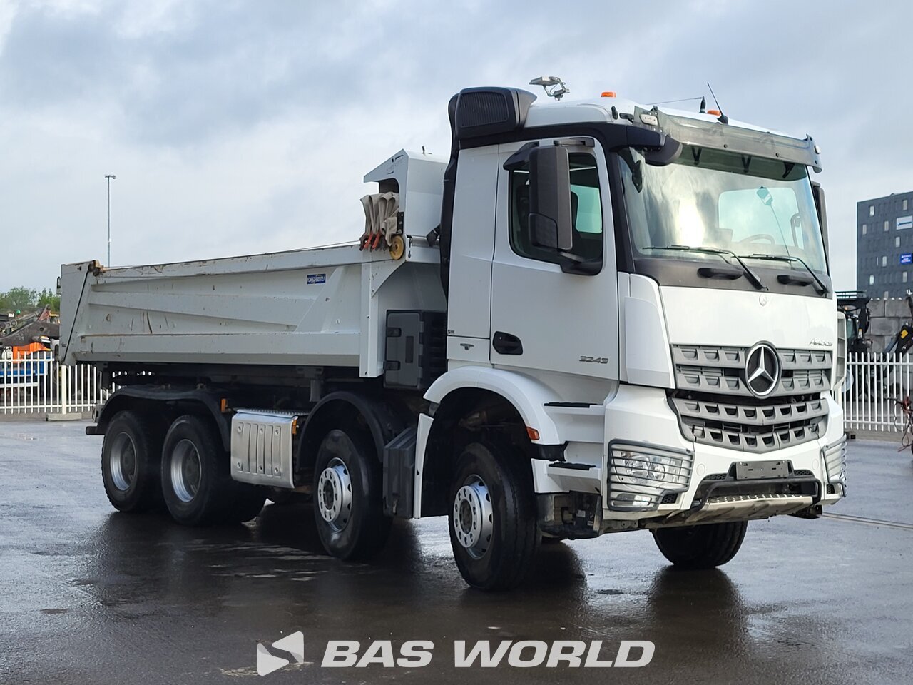 Other : Mercedes Arocs 3243 Kipper Lkw