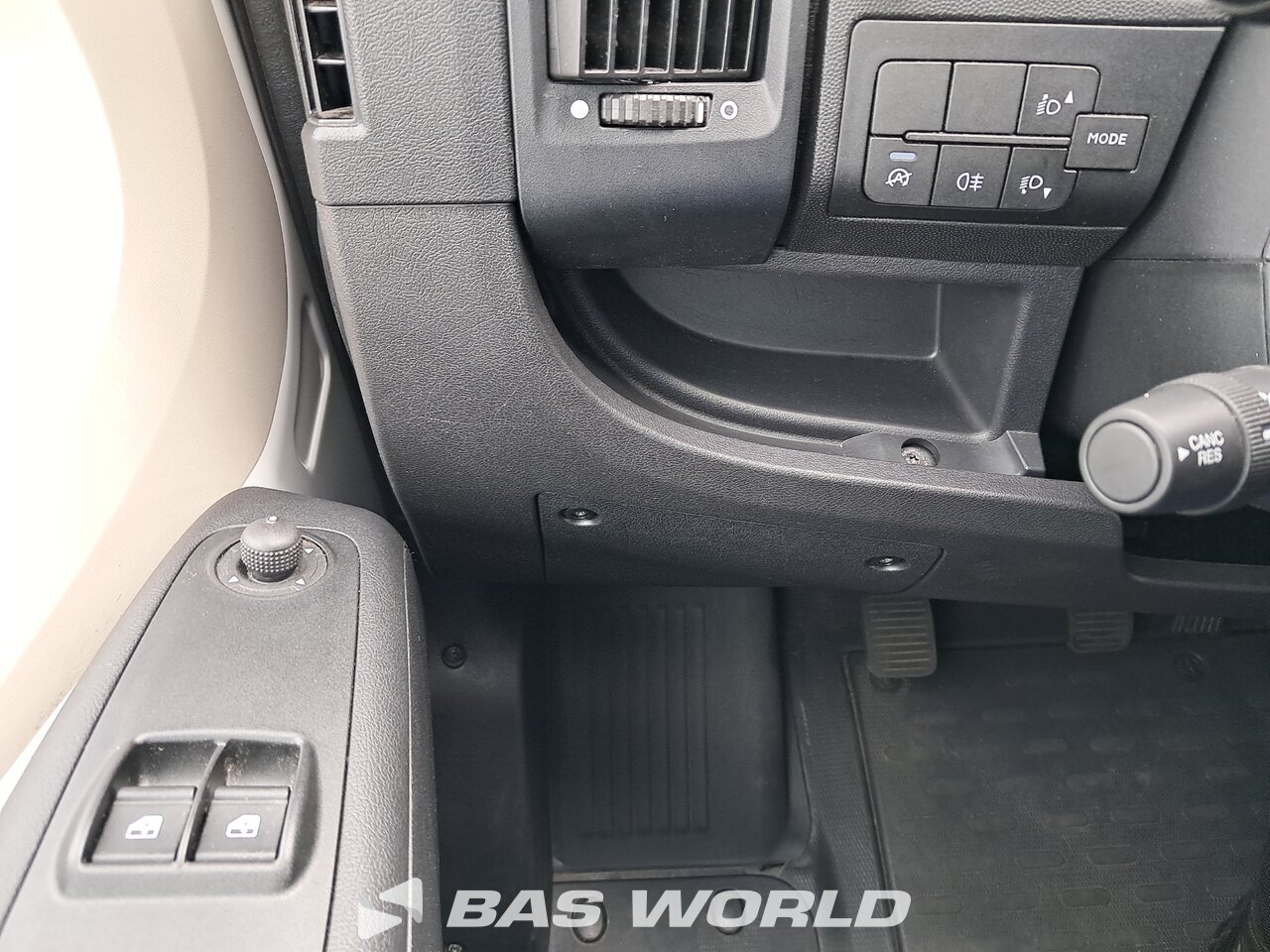 Other : Opel Movano 140PK Geschlossener Kasten