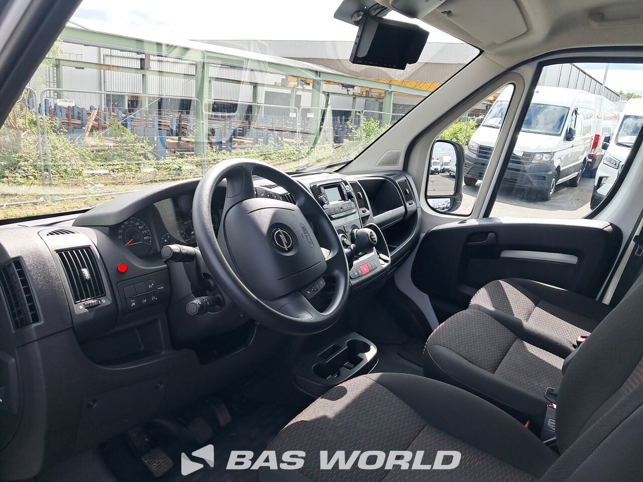 Other : Opel Movano 140PK Geschlossener Kasten