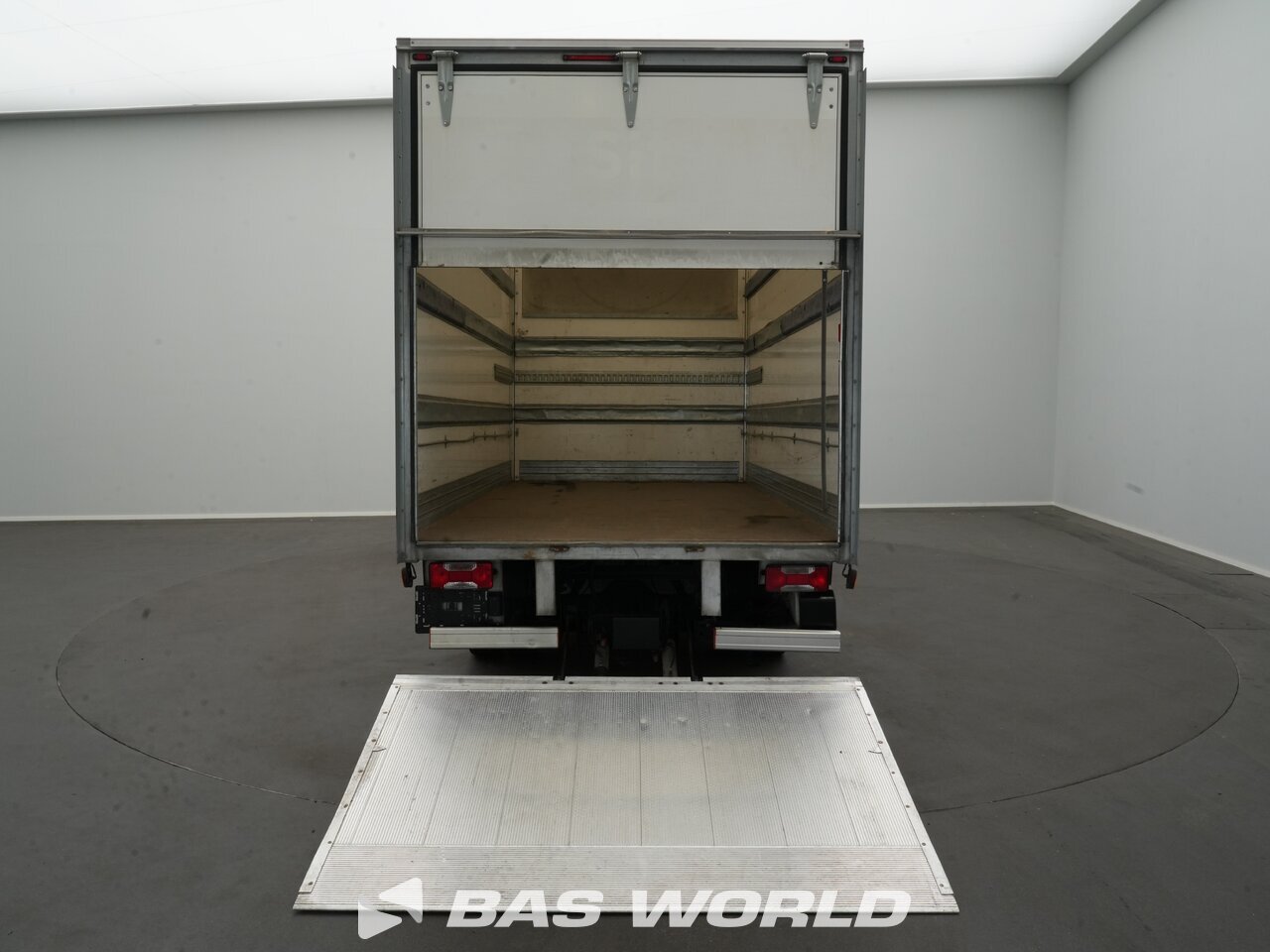 Other : Iveco Daily 35C14 Containere pentru